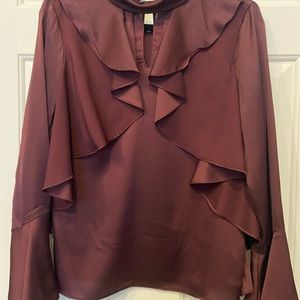 Tahari Arthur Levine satin long sleeve blouse